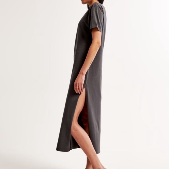 Abercrombie & Fitch Dark Grey T-Shirt Maxi Dress - Picture 2 of 6